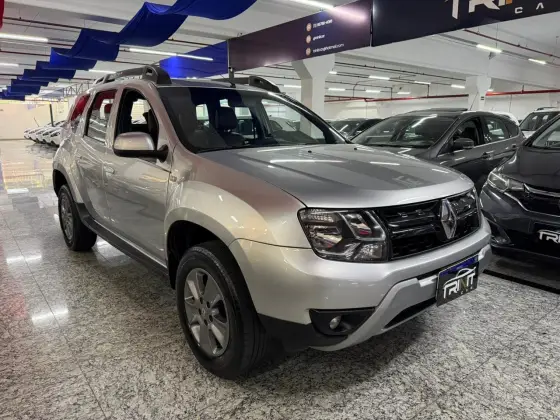 RENAULT DUSTER 1.6 16V SCE FLEX DYNAMIQUE X-TRONIC RENAULT DUSTER 1.6 16V SCE FLEX DYNAMIQUE X-TRONIC