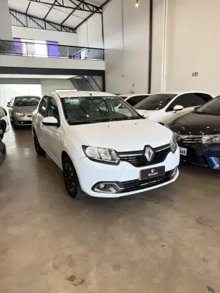 RENAULT LOGAN 1.0 EXPRESSION 16V FLEX 4P MANUAL RENAULT LOGAN 1.0 EXPRESSION 16V FLEX 4P MANUAL