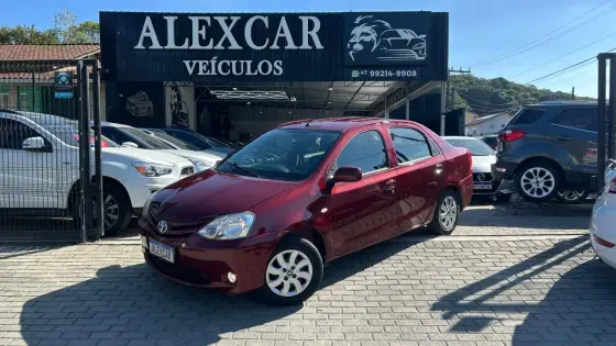 TOYOTA ETIOS 1.5 XS SEDAN 16V FLEX 4P MANUAL TOYOTA ETIOS 1.5 XS SEDAN 16V FLEX 4P MANUAL