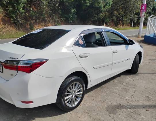 TOYOTA COROLLA 1.8 GLI UPPER 16V FLEX 4P AUTOMÁTICO