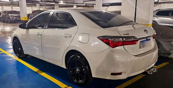 TOYOTA-COROLLA-2017