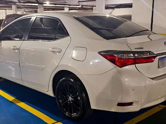 TOYOTA-COROLLA-1.8 GLI UPPER 16V FLEX 4P AUTOMÁTICO TOYOTA-COROLLA-2017