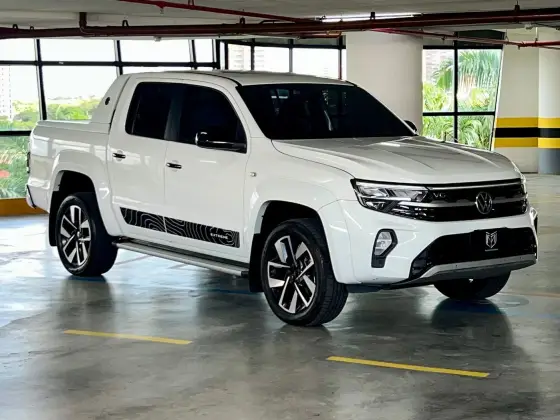 VOLKSWAGEN AMAROK 3.0 V6 TDI DIESEL EXTREME CD 4MOTION AUTOMÁTICO