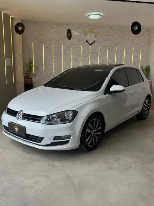 VOLKSWAGEN GOLF 1.4 TSI HIGHLINE 16V GASOLINA 4P AUTOMÁTICO VOLKSWAGEN GOLF 1.4 TSI HIGHLINE 16V GASOLINA 4P AUTOMÁTICO