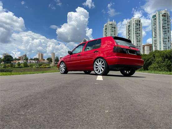 VOLKSWAGEN-GOLF-2.0 MI GLX 8V GASOLINA 4P MANUAL VOLKSWAGEN-GOLF-1997