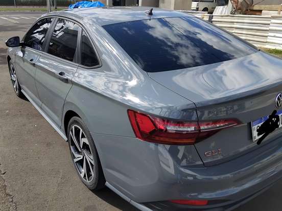 VOLKSWAGEN-JETTA-2023