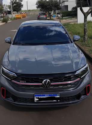 VOLKSWAGEN-JETTA-2023