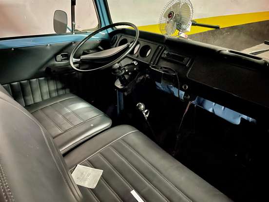 VOLKSWAGEN-KOMBI-1.6 STD 8V ÁLCOOL 3P MANUAL VOLKSWAGEN-KOMBI-1982