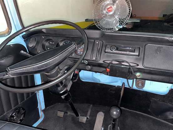 VOLKSWAGEN-KOMBI-1.6 STD 8V ÁLCOOL 3P MANUAL VOLKSWAGEN-KOMBI-1982