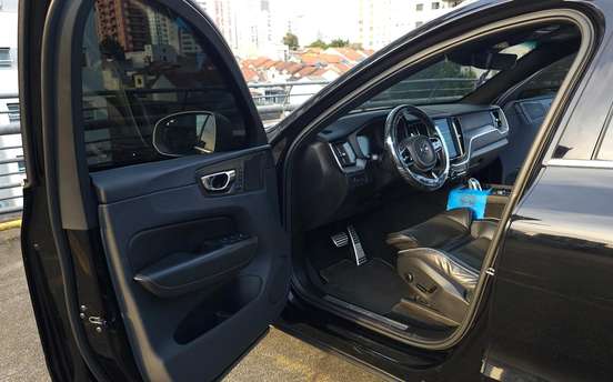 VOLVO-XC60-2.0 T8 HYBRID R-DESIGN AWD GEARTRONIC VOLVO-XC60-2019