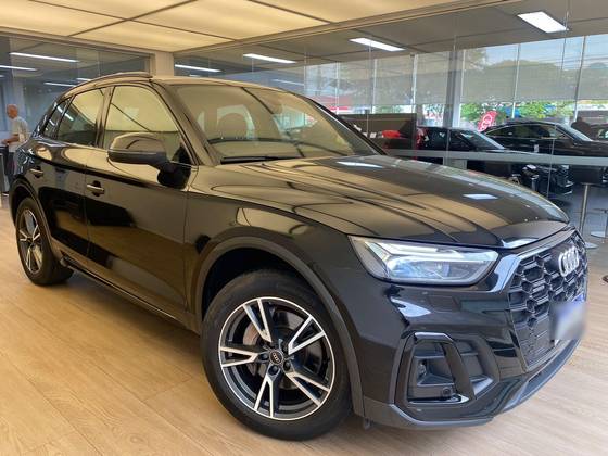 AUDI Q5 2.0 55 TFSIE PHEV PERFORMANCE BLACK QUATTRO S TRONIC