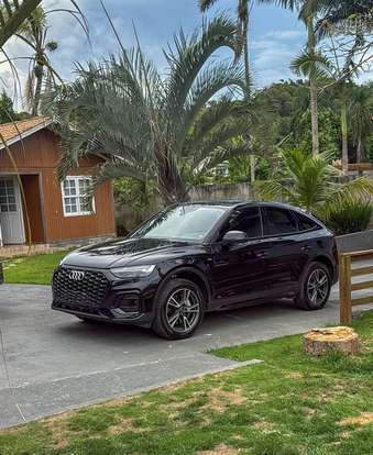 AUDI-Q5-2023