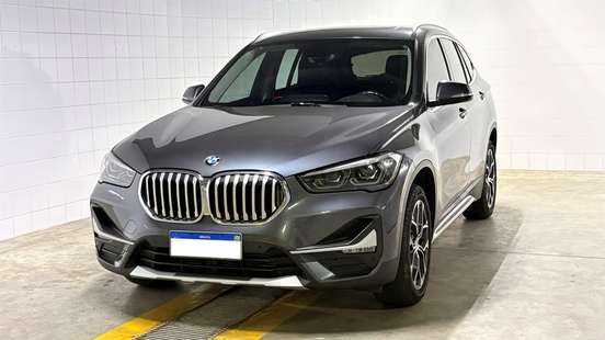 BMW-X1-2021