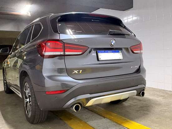 BMW-X1-2.0 16V TURBO ACTIVEFLEX SDRIVE20I X-LINE PLUS 4P AUTOMÁTICO BMW-X1-2021