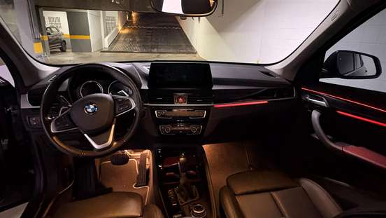 BMW-X1-2021