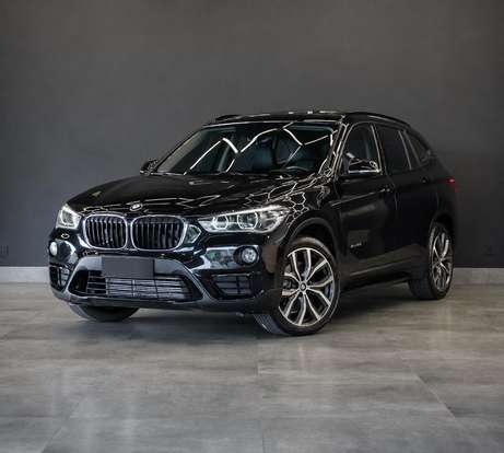 BMW-X1-2015