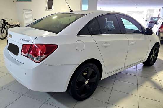 CHEVROLET-CRUZE-2012