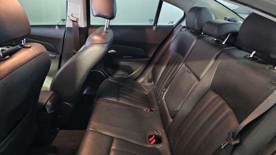 CHEVROLET-CRUZE-2012