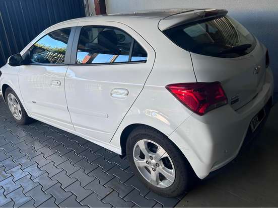 CHEVROLET-ONIX-1.4 MPFI LT 8V FLEX 4P MANUAL CHEVROLET-ONIX-2019