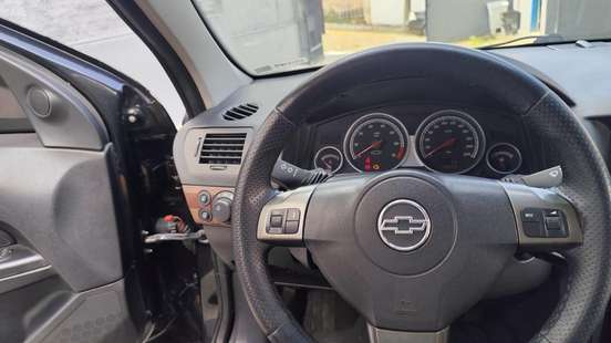 CHEVROLET-VECTRA-2006