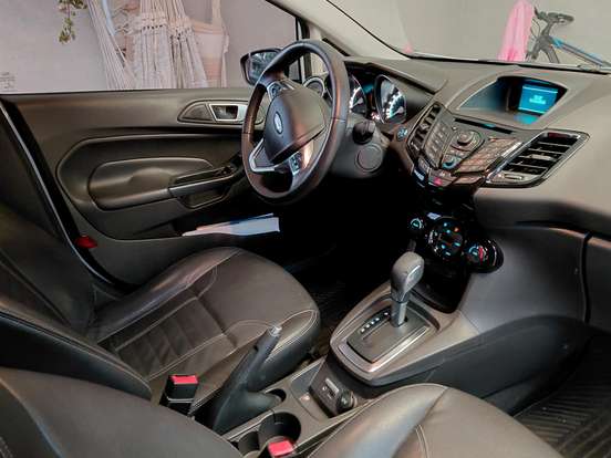 FORD-FIESTA-1.6 TITANIUM HATCH 16V FLEX 4P POWERSHIFT FORD-FIESTA-2016