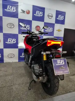 HONDA-ADV-2023
