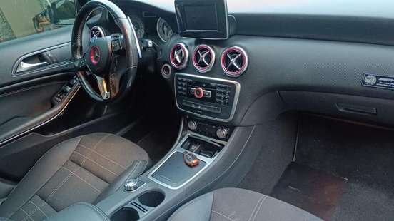 MERCEDES-BENZ-CLASSE A-1.6 200 TURBO URBAN GASOLINA 4P AUTOMATIZADO MERCEDES-BENZ-CLASSE A-2014
