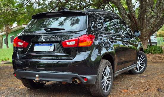 MITSUBISHI-ASX-2017