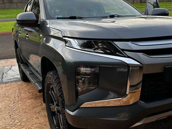 MITSUBISHI-L200 TRITON-2.4 16V TURBO DIESEL GLS CD 4X4 AUTOMÁTICO MITSUBISHI-L200 TRITON-2023