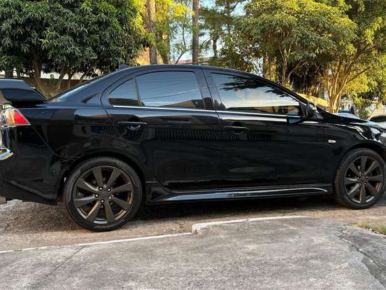 MITSUBISHI-LANCER-2.0 GT 16V GASOLINA 4P AUTOMÁTICO MITSUBISHI-LANCER-2013