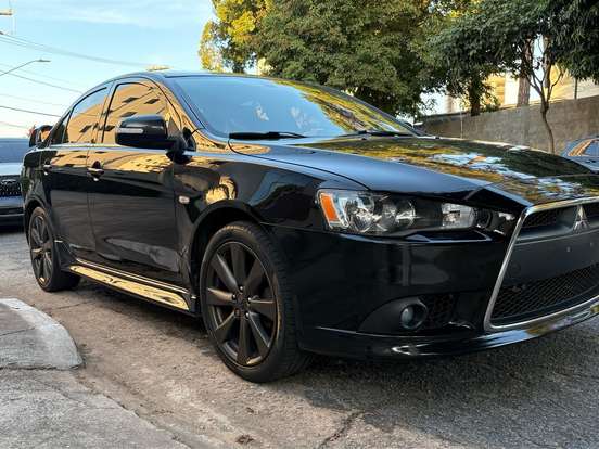 MITSUBISHI-LANCER-2.0 GT 16V GASOLINA 4P AUTOMÁTICO MITSUBISHI-LANCER-2013