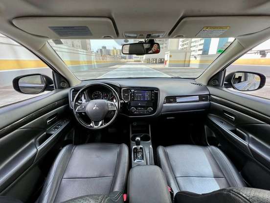 MITSUBISHI-OUTLANDER-2.0 16V GASOLINA 4P AUTOMÁTICO MITSUBISHI-OUTLANDER-2016