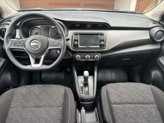 NISSAN-KICKS PLAY-2025