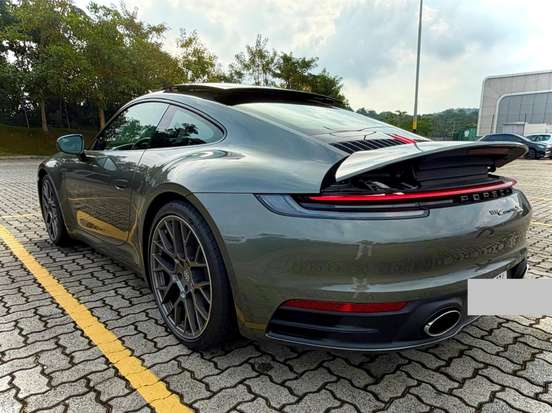 PORSCHE-911-2019