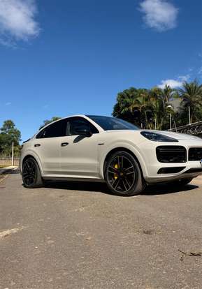 PORSCHE-CAYENNE-2019