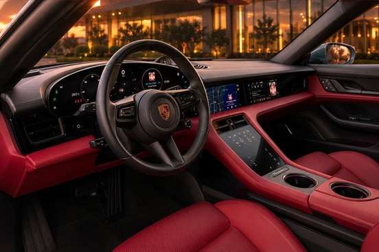 PORSCHE-TAYCAN-2023