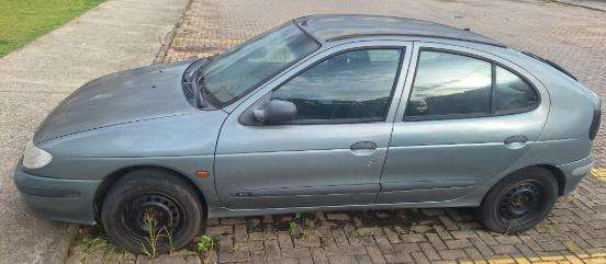 RENAULT-MEGANE-1999