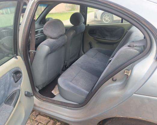 RENAULT-MEGANE-1999