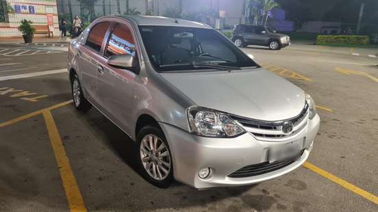 TOYOTA-ETIOS-1.5 XLS SEDAN 16V FLEX 4P MANUAL TOYOTA-ETIOS-2014