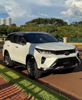 TOYOTA-HILUX SW4-2022