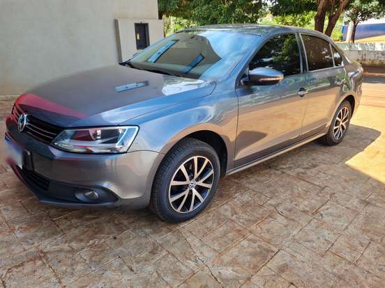 VOLKSWAGEN-JETTA-2.0 COMFORTLINE FLEX 4P TIPTRONIC VOLKSWAGEN-JETTA-2014