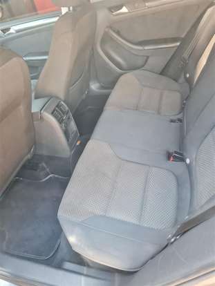 VOLKSWAGEN-JETTA-2014