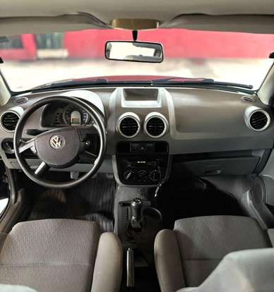 VOLKSWAGEN-PARATI-2005