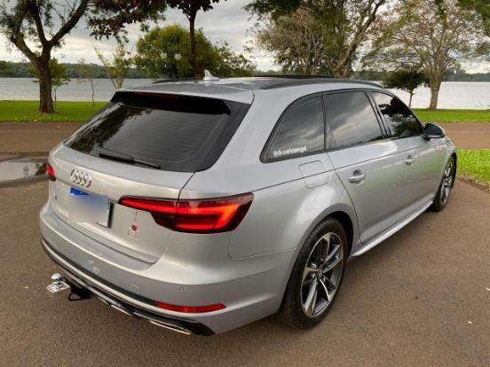 AUDI-A4-2019