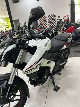 BAJAJ-DOMINAR 200-2023