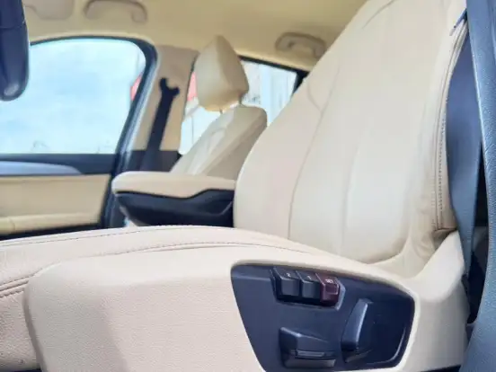 BMW-X1-2.0 16V TURBO ACTIVEFLEX SDRIVE20I 4P AUTOMÁTICO BMW-X1-2017