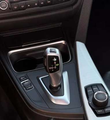 BMW-328i-2012