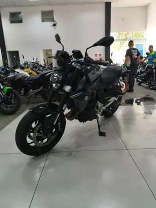 BMW-F 900 R SPORT PLUS-2025