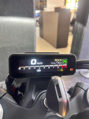 BMW-R 12 CRUISER-2025