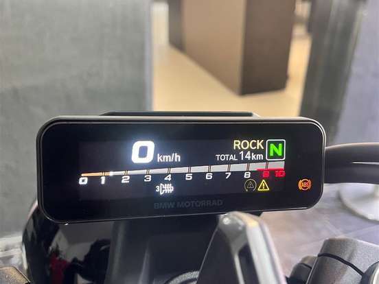 BMW-R 12 CRUISER BMW-R 12 CRUISER-2025